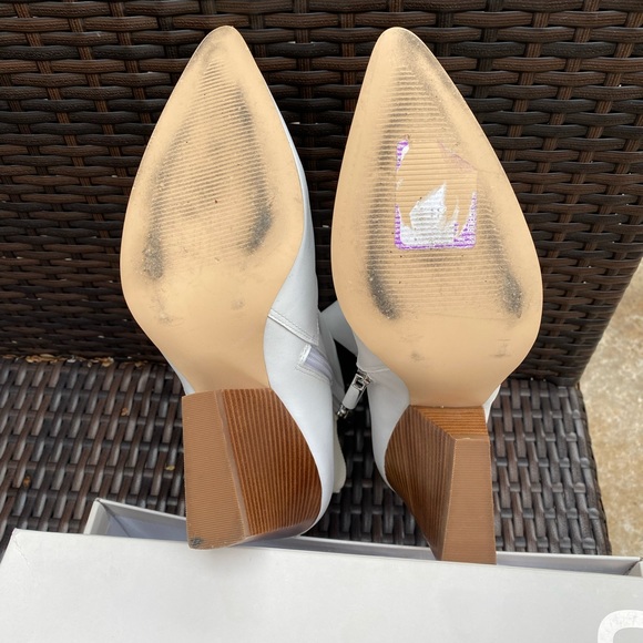 Bleecker & Bond Kailey Boot White - Picture 3 of 12